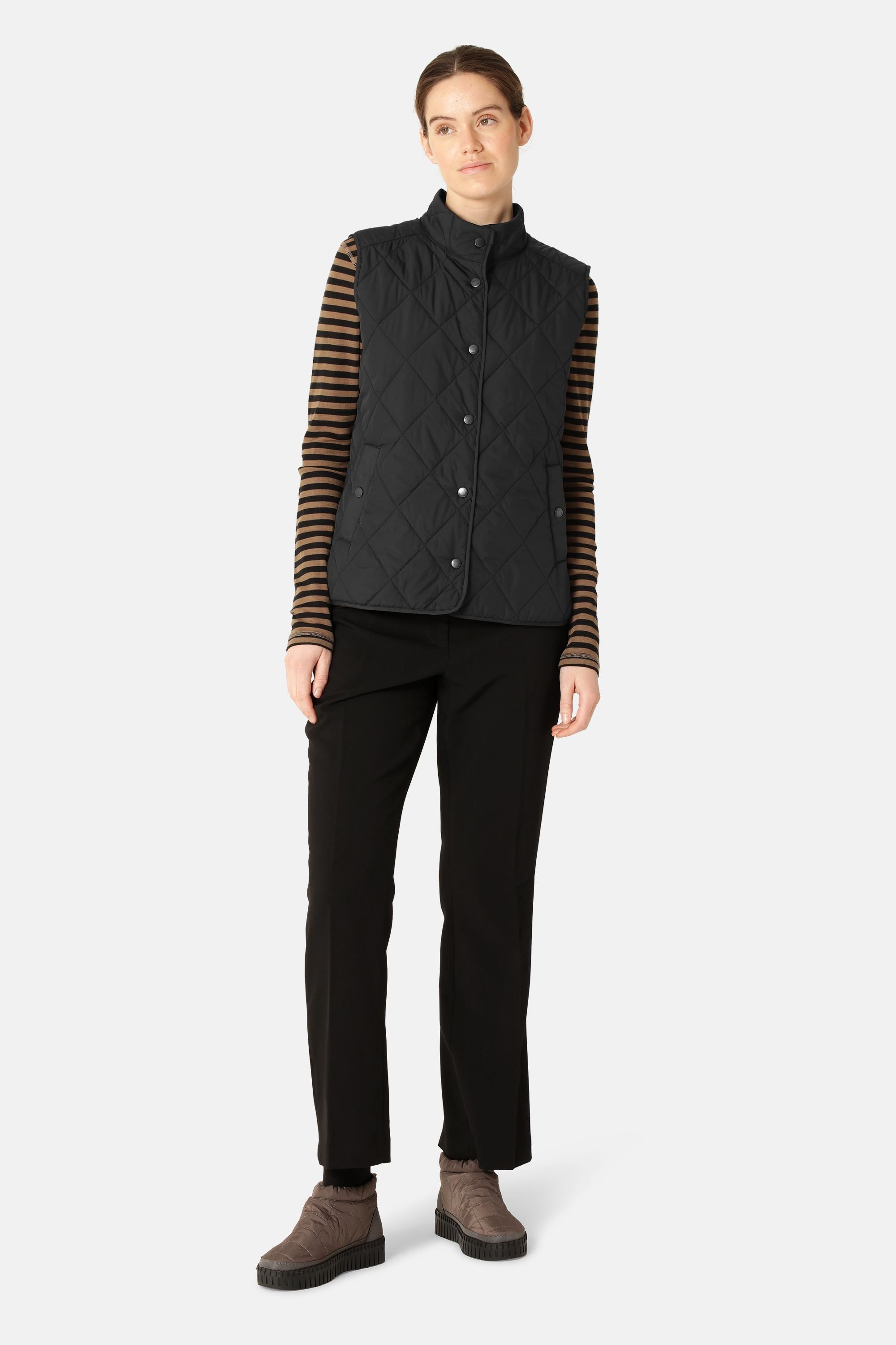 Quilted Short Vest - Black